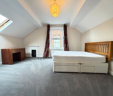 Raynham Avenue, Didsbury, Manchester, M20 6BW - Photo 4