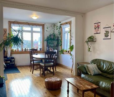Appartement à Limoilou 4 et demi Grand et lumineux - Photo 1