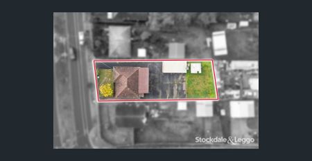 4 Bedroom Home on the Hill - Photo 2