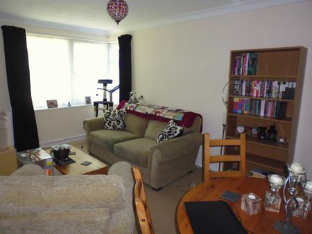 1 bedroom apartment to rent - Photo 2