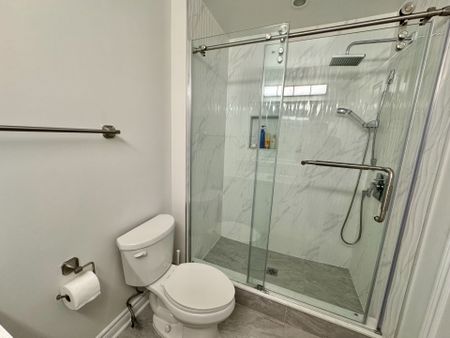 For Lease - 155 Green Bush Crescent, Vaughan, Ontario - Photo 2