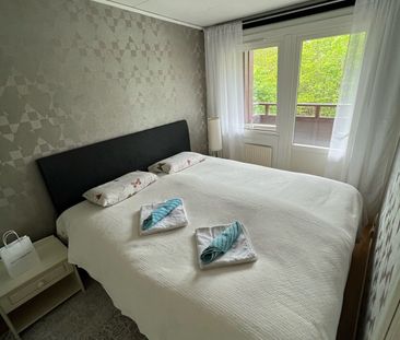 Bergsjösvängen, Göteborg - Photo 5