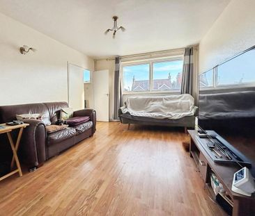 2 bedroom maisonette to rent - Photo 2