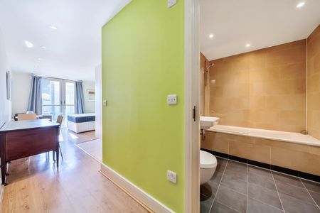 flat to rent - Photo 2