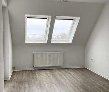 Modernisiert und gemütlich: geräumige 2-Zimmerwohnung in Lehrte - Photo 6