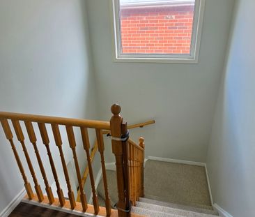 For Lease - 15 Tanglemere Crescent, Brampton, Ontario - Photo 5