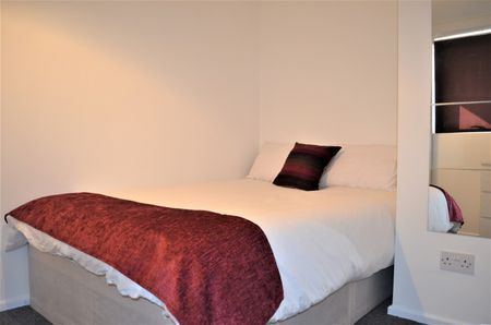 2 Bed Flat, Marquis Street, LE1 - Photo 2