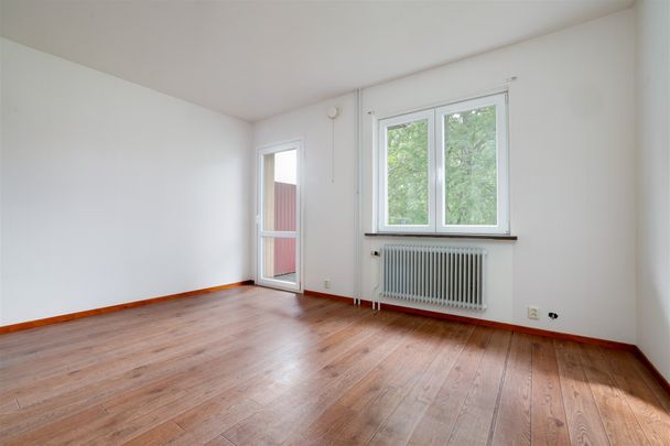 Lövstagatan, Frövi - Photo 1