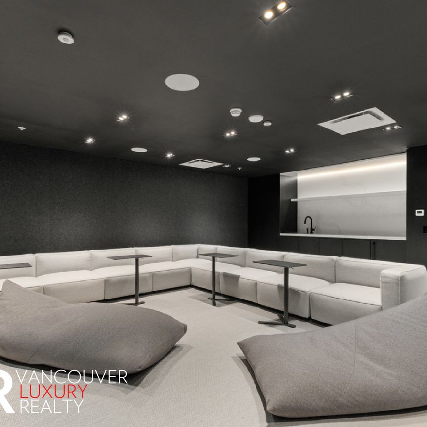 Condo in Richmond, BC - Photo 1