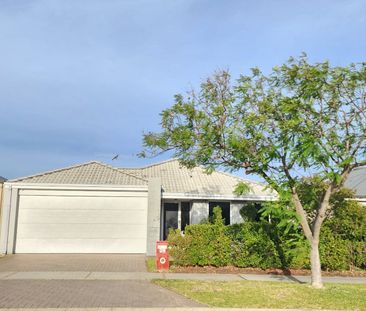 LARGE 3x2 HOUSE WITH THEATRE,STUDY,WALK TO PIARA WATERS SENIOR HS &... - Photo 2