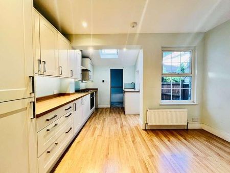 Chipping Close, Barnet, EN5 - Photo 2