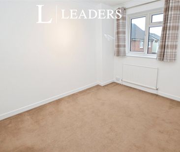 3 bedroom house to rent Darnel Way, Stanway, Colchester, Essex, CO3 - Photo 4