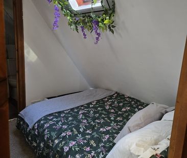 1 Bed Flat, Hanger Lane, W5 - Photo 3