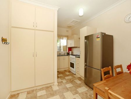 5/27 Thornton St, Kensington SA 5068 - House For Rent | Domain - Photo 5