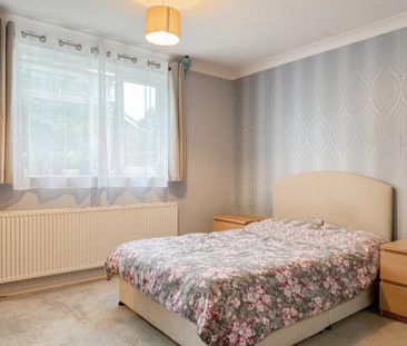 2 bedroom detached bungalow to rent - Photo 3