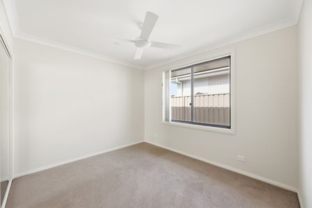 6 Kara Close, Lake Cathie NSW 2445 - House For Rent | Domain - Photo 4