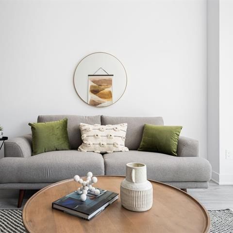 1000 Rue de Port Royal E. - Photo 1