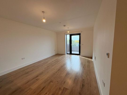 2 bedroom penthouse to rent - Photo 1