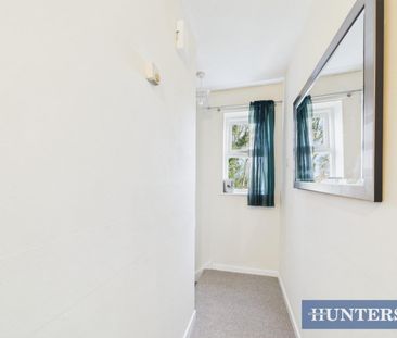 2 bedroom Flat To Let - Photo 6