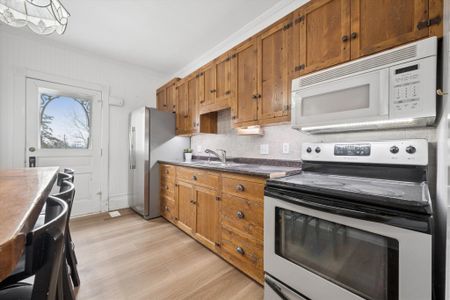 For Lease - 10 Hampton Street, Woolwich, Ontario - Photo 5