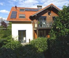 Hier bleiben keine Wünsche offen! Tolle Wohnung mit vielen Extras! - Foto 4