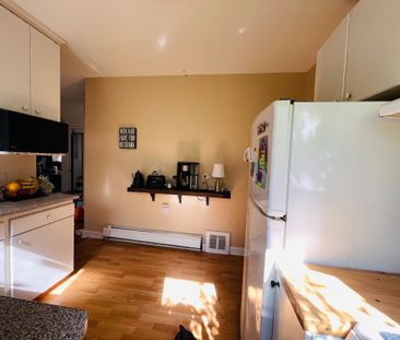 For Lease - 34 Singleton Road Unit# Main Level, Toronto, Ontario - Photo 3
