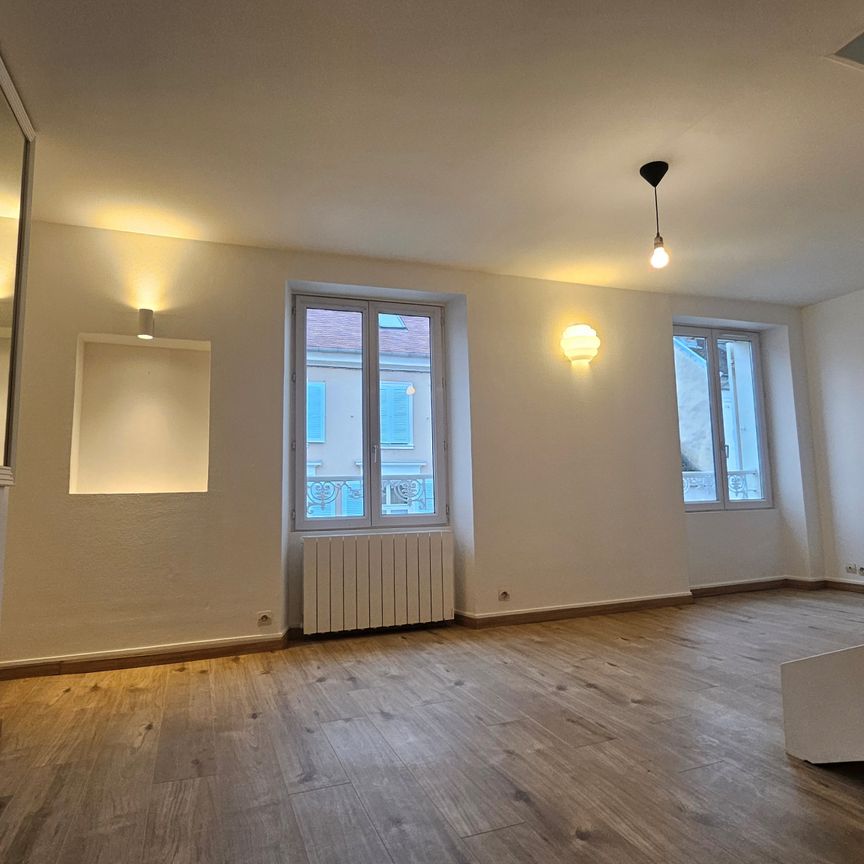Location Appartement 3 pièces 51m² FONTAINEBLEAU 77300 - Photo 1