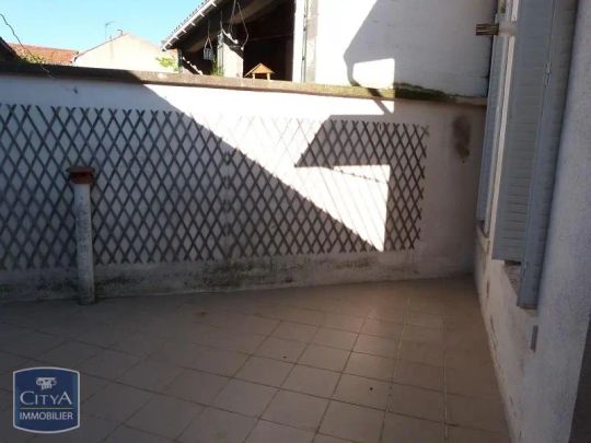 Appartement à louer 4 pièces 70.72m² - Photo 1