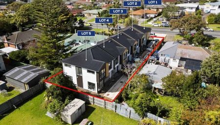 New 3 bedroom house Mangere - Photo 2