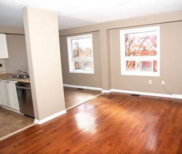 For Lease - 1054 Southport Drive, Oshawa, Ontario - Photo 3