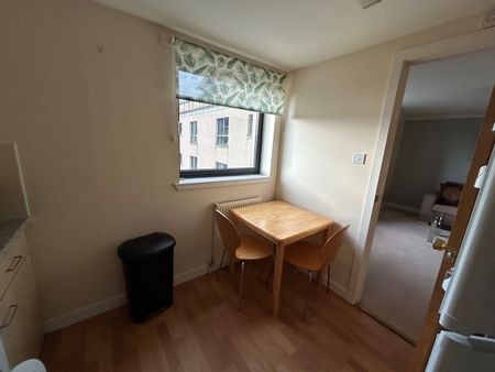 2 Bed Flat, Riverside Drive, AB11 - Photo 5