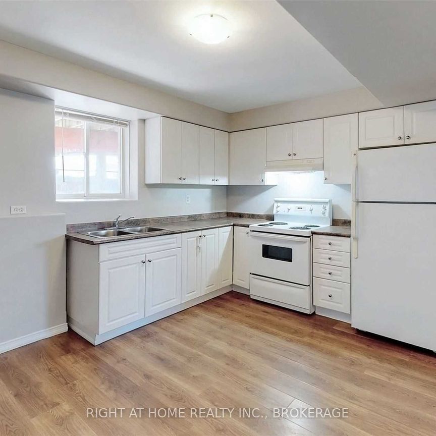 For Lease - 229 Dunsmore Lane Unit# Lower, Barrie, Ontario - Photo 1