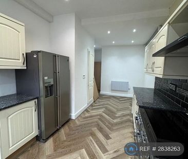 1 bedroom in a house share to rent - Photo 6