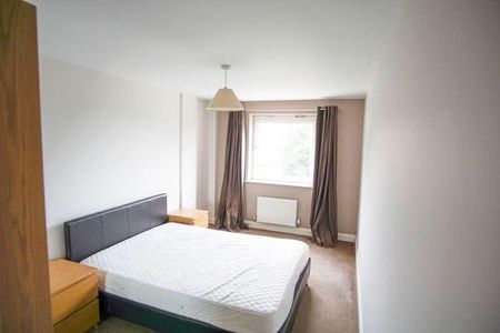 Barwick Court, Station Road, Morley, Leeds, LS27 - Photo 2