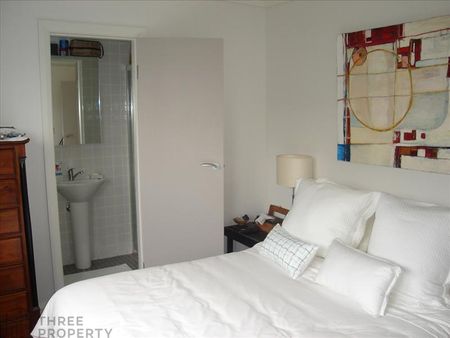 8/22 Clarke Street, 2030, Vaucluse - Photo 3