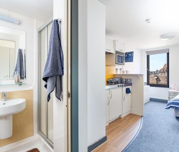 Studio to rent - Photo 3