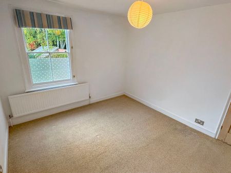 St. Johns Hill, Woodbridge - Photo 5