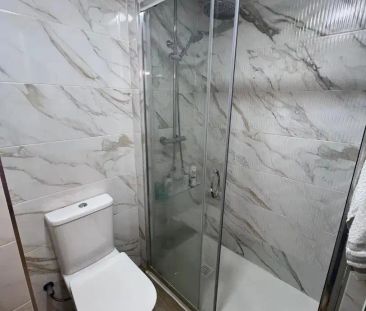 Planta baja de alquiler en Calle de Emilio Martín Encinas, 12, Cosl... - Foto 5