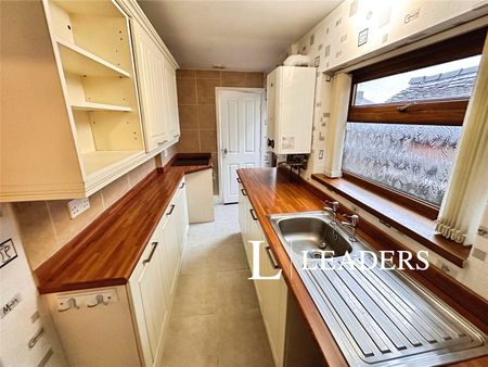 2 bedroom house to rent Oxford Road, Newcastle, Staffordshire, ST5 - Photo 3