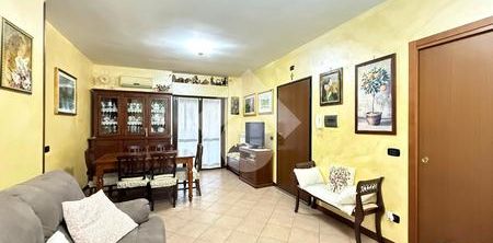Trilocale in affitto - Photo 2