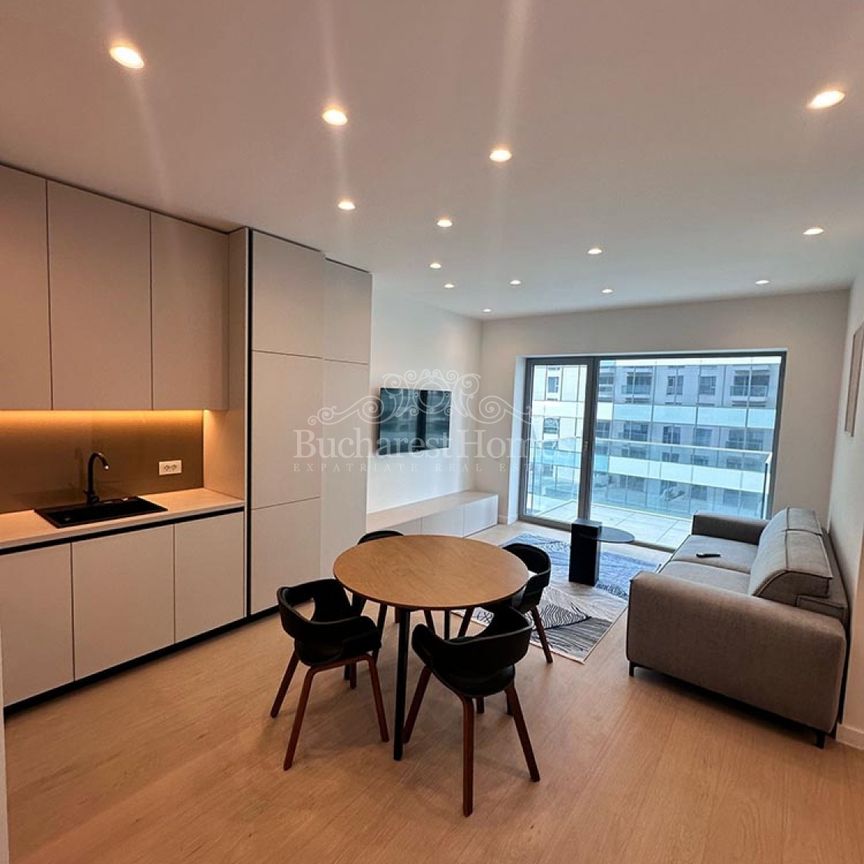 Smart One-Bedroom Flat with Parking - Promenade Mall Area - Photo 1