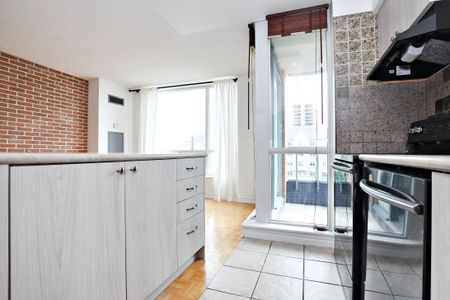 For Lease - 745 New Westminster Drive Unit# 507, Vaughan, Ontario - Photo 3