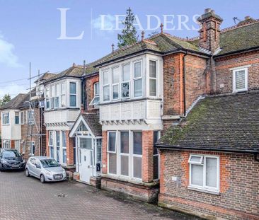 1 bedroom in a house share to rent - Photo 3