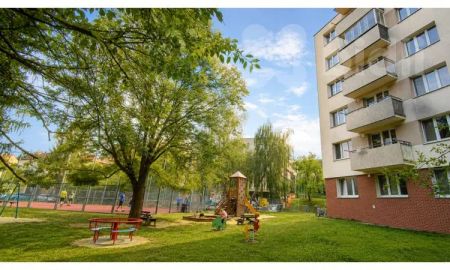 Pronájem prostorného bytu 3+1, 80 m - Fotografie 3