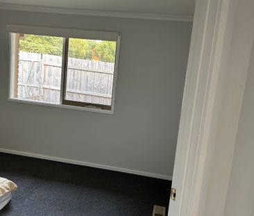 Narre Warren - Photo 2