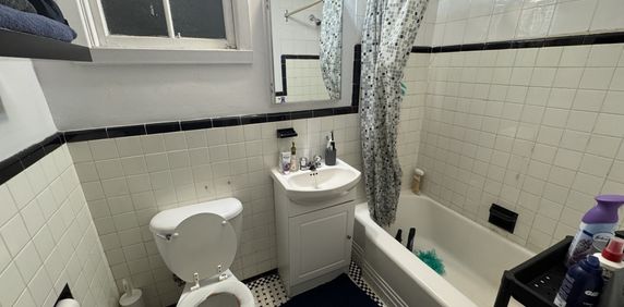 CHAMBRE A LOUER EDOUARD MONTPETIT CDN - Photo 2