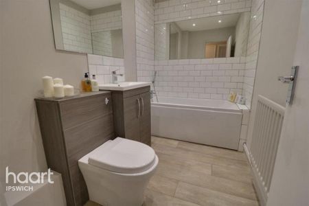 2 bedroom apartment to rent - Photo 5