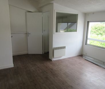 Location Appartement 2 pièces 63m² - Photo 3