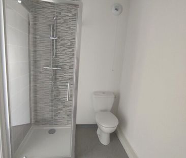 Location Appartement 1 pièce 18m² NIMES 30000 - Photo 1