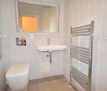 1 Bedroom Apartment To Let - Photo 4